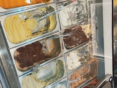 -VENCHI 闻绮(上海佛罗伦萨小镇店)