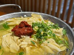 鸡汤豆腐串-老谷家黄泥烧鸽子·烧烤