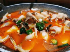 思茅酸汤鱼片-老滇山寨•云南特色菜•地方菜•民族风情歌舞表演(金碧店)