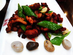 雨花石烤肉-愉肴麻辣香锅(中山路店)