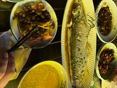 -七的湖·晚芳亭·阳澄湖农家菜·大闸蟹(莲花岛店)