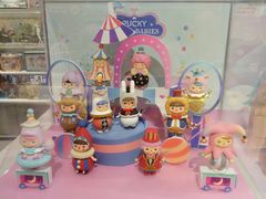 -泡泡玛特POPMART(上海环球港店)