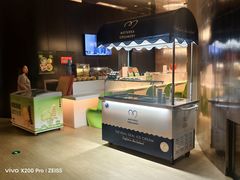 -涨巢·潮玩水疗局