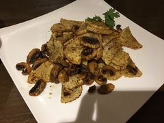-梧桐树下(云锦世家店)