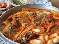 -喇喇排骨火锅·传统韩式脊骨汤(望京西园总店)