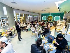 -奈雪的茶(亨特国际广场店)