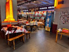 -老闵田螺馆·南昌市井菜·特色小吃(总店)
