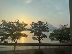 -乐茵敔山湾月子中心(独栋湖景店)