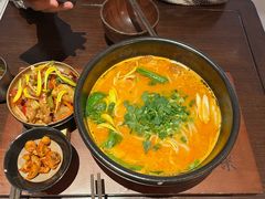 -银米·云南传统过桥米线(双廊黑金冠店)