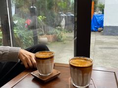 靠窗位-Metal hands·铁手咖啡