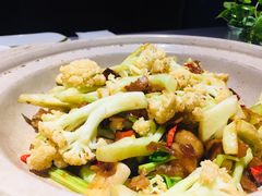 生炒有机花菜-大蓉和(一品天下店)