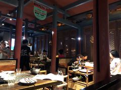 大堂-老牌坊云南鱼豆花火锅(哈西万达店)
