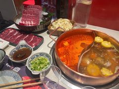 -牛村来人潮汕牛肉火锅(西单店)