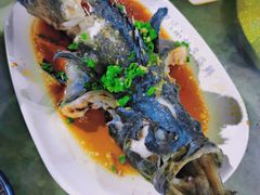 -四川小胡子海鲜(丁村万人海鲜广场店)