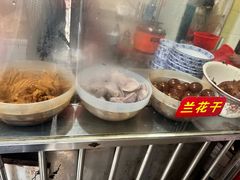 -叶新小吃店(来凤小区总店)
