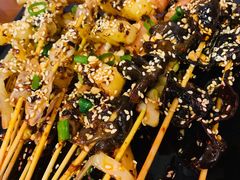 -炉小二铜锅牛蛙•川湘菜(三里屯店)