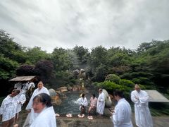-七彩云南古滇温泉山庄