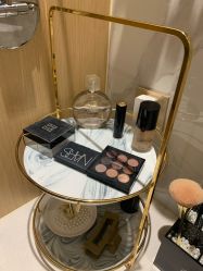 -香港倾城国际·美容美体中心