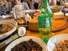-头上红煨盐鸡·非遗院子餐厅