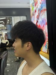 -藤野造型·烫·染发型设计店