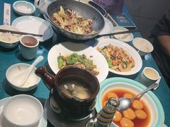 -呷湘厨·鱼汤捞饭·剁椒鱼头·辣椒炒肉(国家会展中心店)