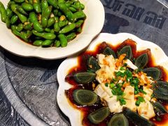 -肥肥虾庄·金牌油焖大虾(汉街SKP店)