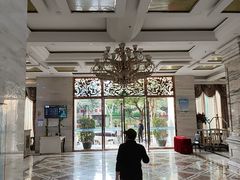 -柏纳酒店(百色市政府恒基广场店)