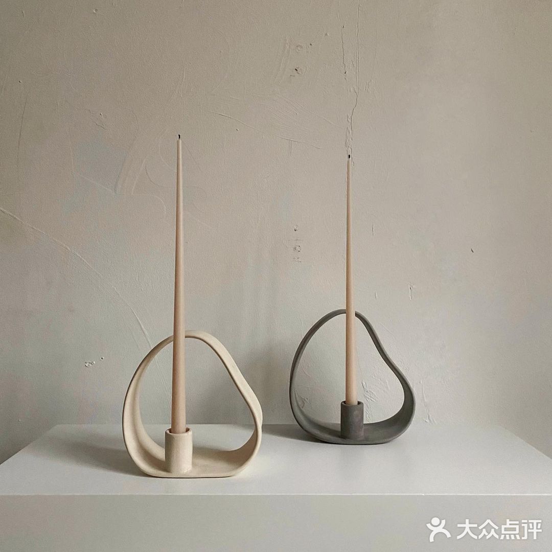 极简抽象烛台
