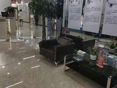 -茂菊口腔连锁(浦东南路店)
