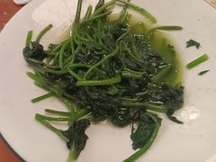 -莲餐厅·湖北菜·潜江小龙虾店(愚园路店)