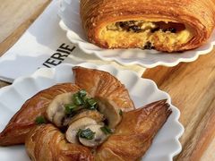 -VERIE BAKEHOUSE