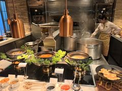 -锦厨国际自助餐厅 · 云端景观 (昆明索菲特大酒店)