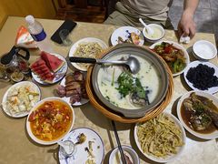 -天乐农家鱼头王(天目湖店)