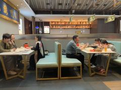-阿瓦山寨·湘菜现炒·剁椒鱼头王(咸阳总店)