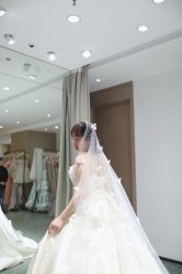 -台湾蔡美月婚纱租赁
