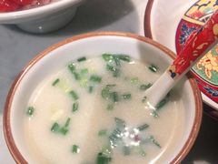 -尚尚仙·酸汤猪手·猪肚鸡火锅(华联万柳购物中心店)