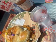 吉列猪扒牛角包-广九餐室(陈家祠扬韬广场店)