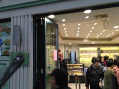 门面-上海哈尔滨食品厂(淮海中路店)