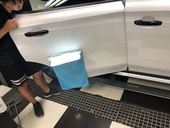 -鲨鱼皮汽车凹陷玻璃修复(静安店)
