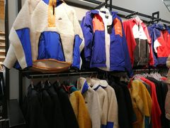 -ABC MART(心斎橋店)