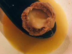 芝士包心牛丸-鲜入围煮花胶鸡海鲜火锅