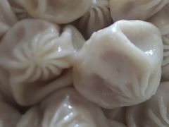 -老字号眼镜子煎包汤包店