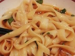 -顺溜·手工刀削面·黑金店(铜锣湾店)