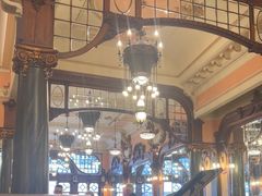 -Majestic Café