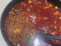 -牵人麻辣粉(粉巷店)