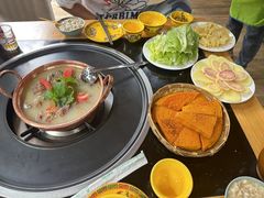 -银同牦牛肉火锅