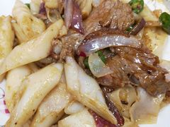 牛肉炒肠粉-沙溪兄茶餐厅