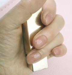 -赢韵美甲美睫瑞士净斑中心