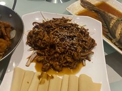 -老牌坊鲁菜名店(美莲广场店)