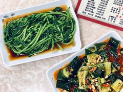 白灼通菜-华威达牛庄(黄埔大道西店)